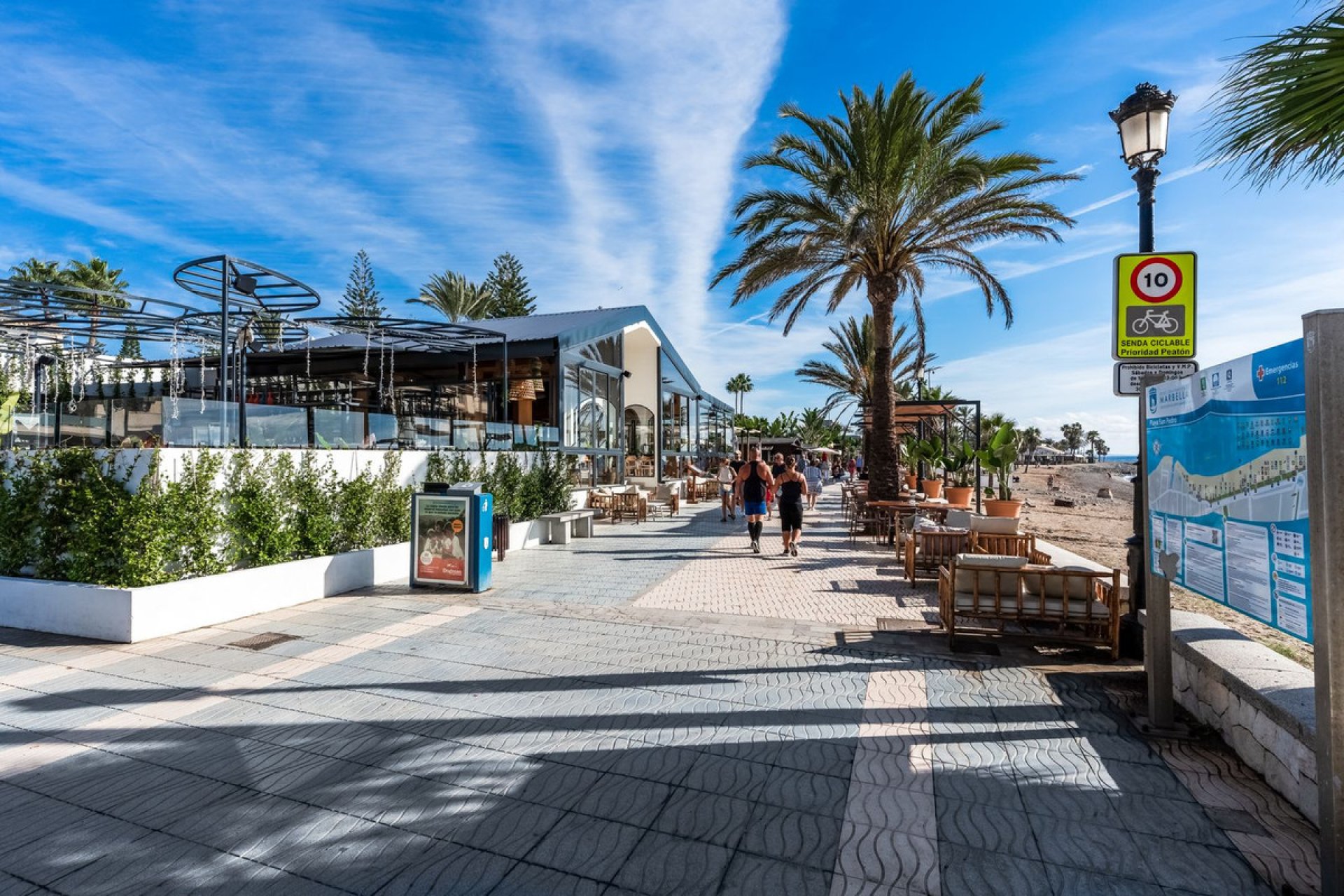 Resale - Apartment - Middle Floor Apartment - Marbella - Marbella Centro