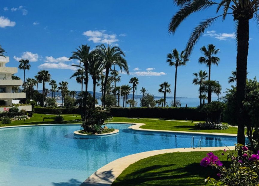 Resale - Apartment - Middle Floor Apartment - Marbella - Marbella Centro