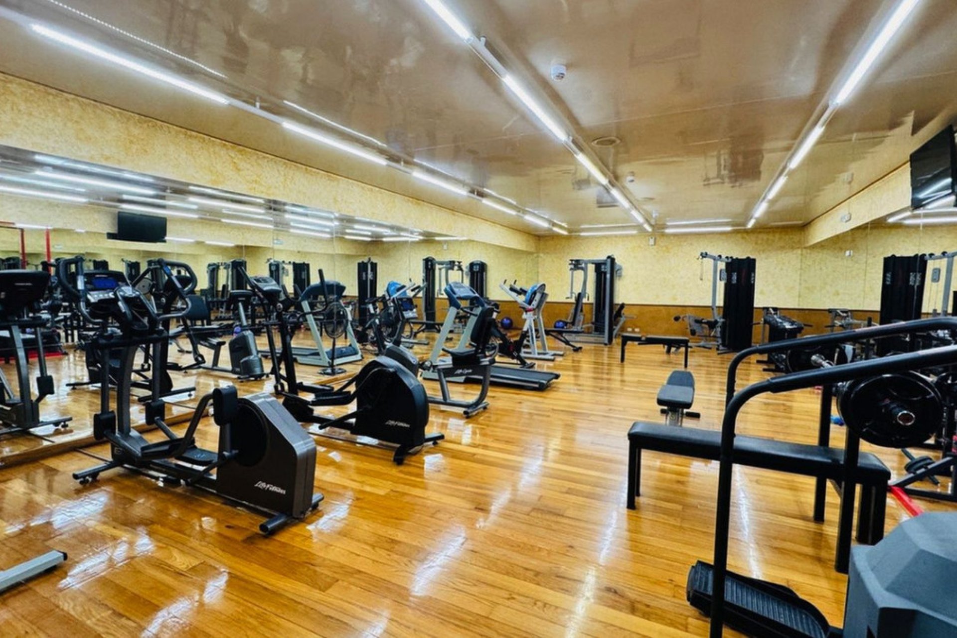 Resale - Apartment - Middle Floor Apartment - Marbella - Marbella Centro