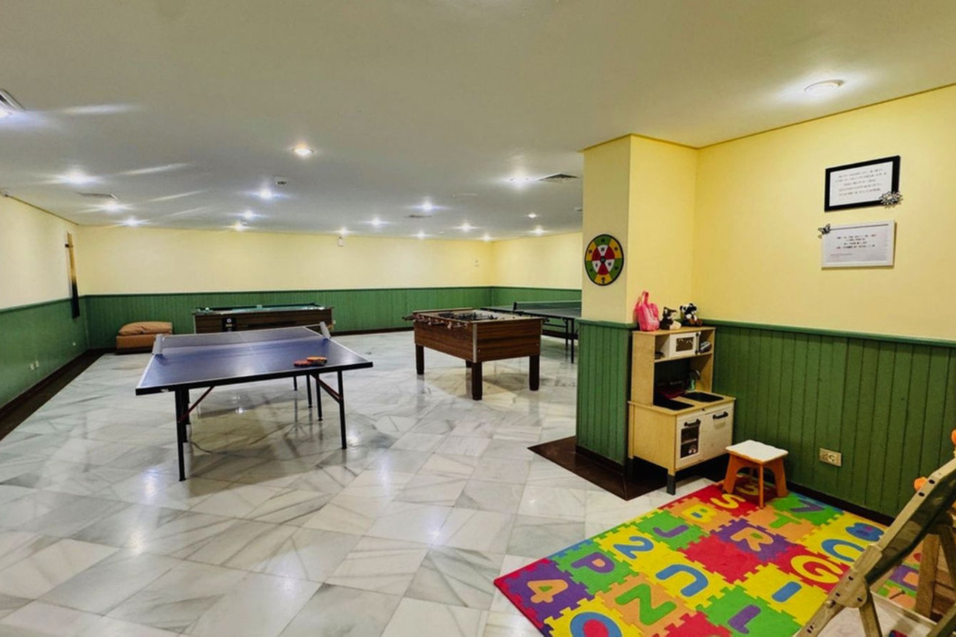 Resale - Apartment - Middle Floor Apartment - Marbella - Marbella Centro