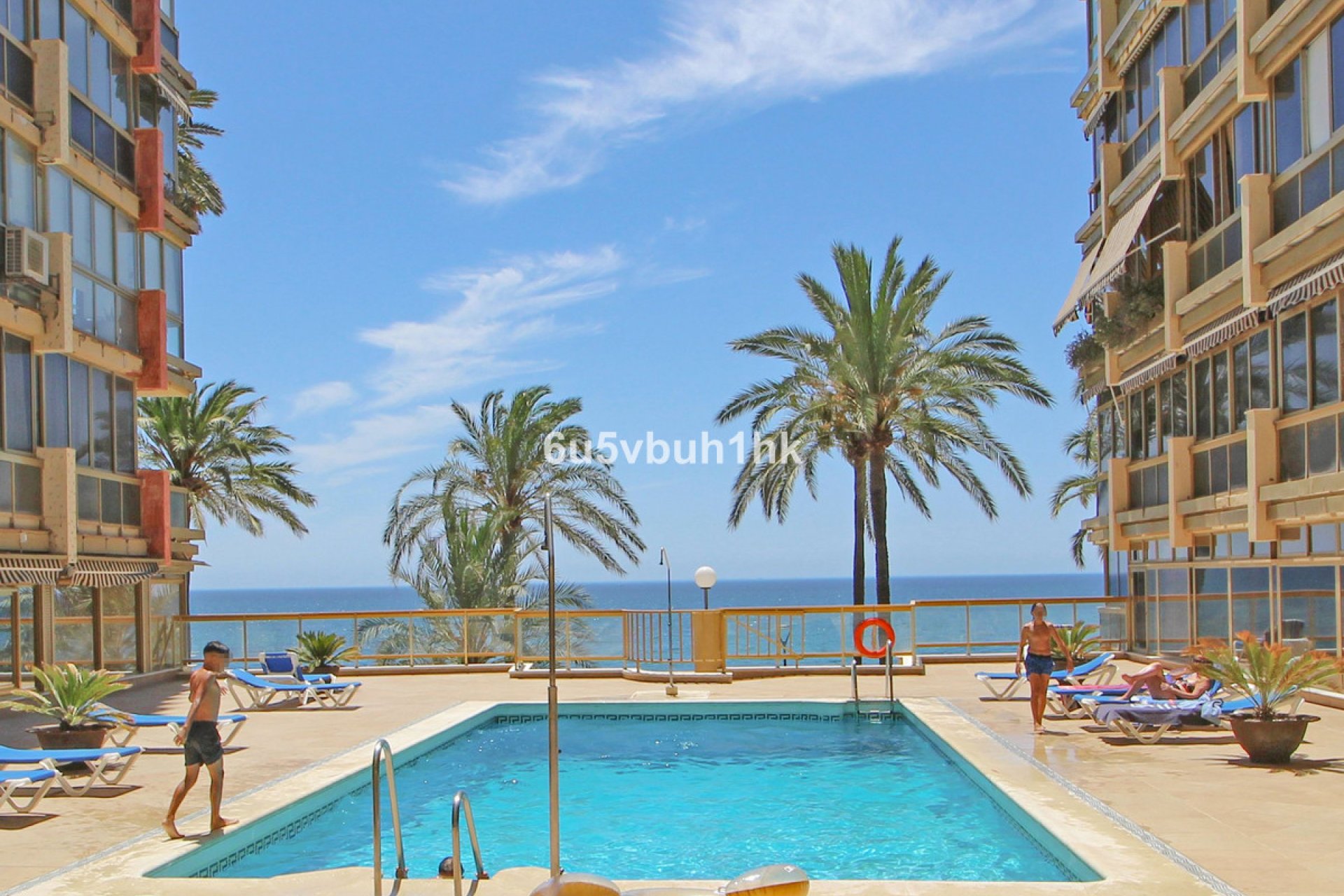 Resale - Apartment - Middle Floor Apartment - Marbella - Marbella Centro