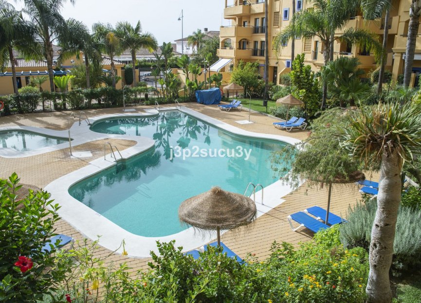 Resale - Apartment - Middle Floor Apartment - Marbella - Marbella Centro