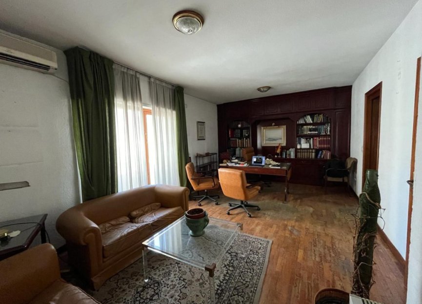 Resale - Apartment - Middle Floor Apartment - Marbella - Marbella Centro