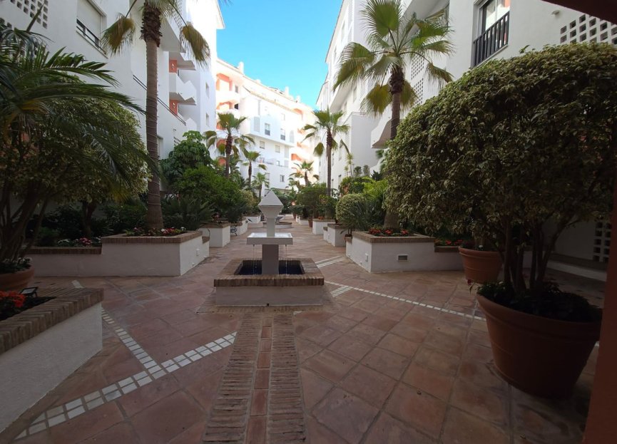 Resale - Apartment - Middle Floor Apartment - Marbella - Marbella Centro