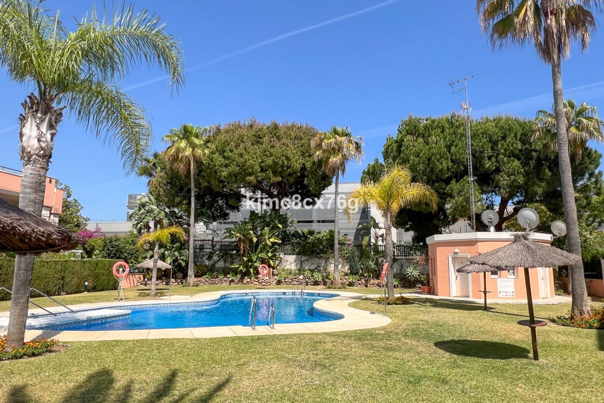 Resale - Apartment - Middle Floor Apartment - Marbella - Marbella Centro