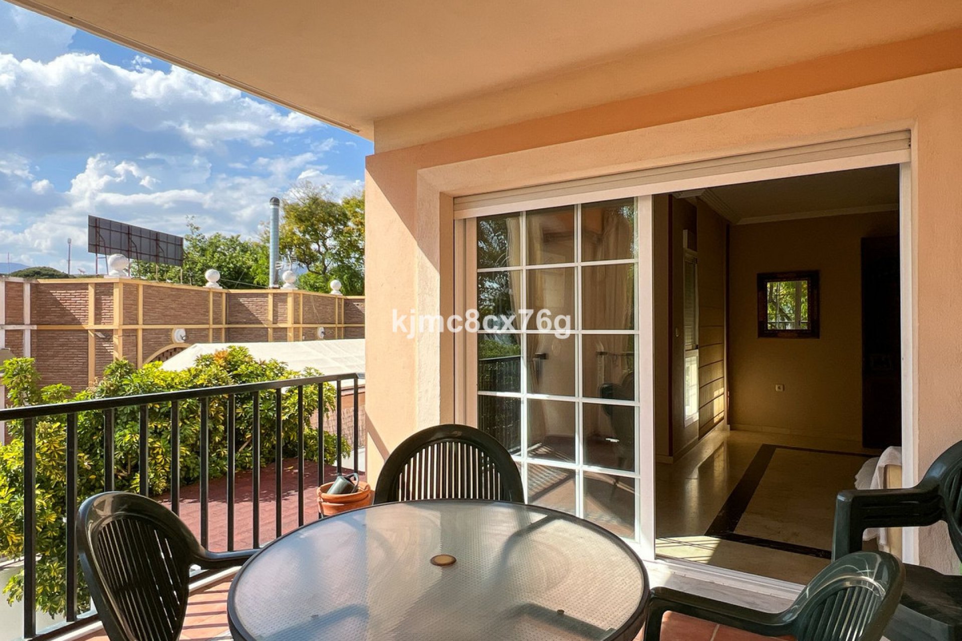 Resale - Apartment - Middle Floor Apartment - Marbella - Marbella Centro