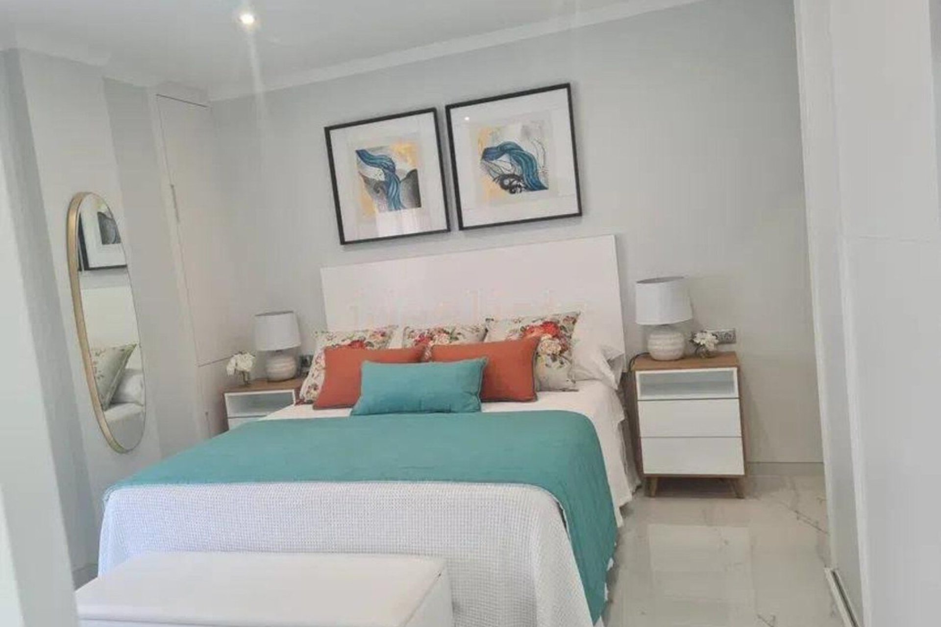 Resale - Apartment - Middle Floor Apartment - Marbella - Marbella Centro