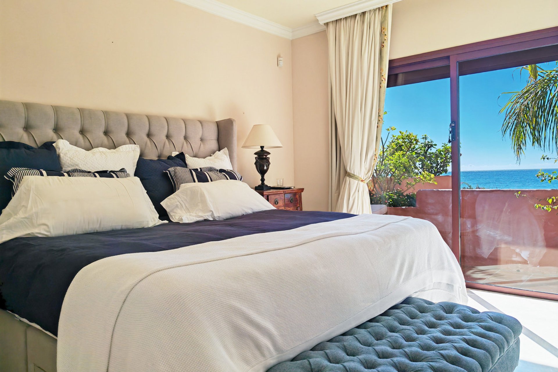 Resale - Apartment - Middle Floor Apartment - Marbella - Marbella Centro