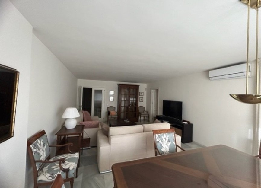 Resale - Apartment - Middle Floor Apartment - Marbella - Marbella Centro