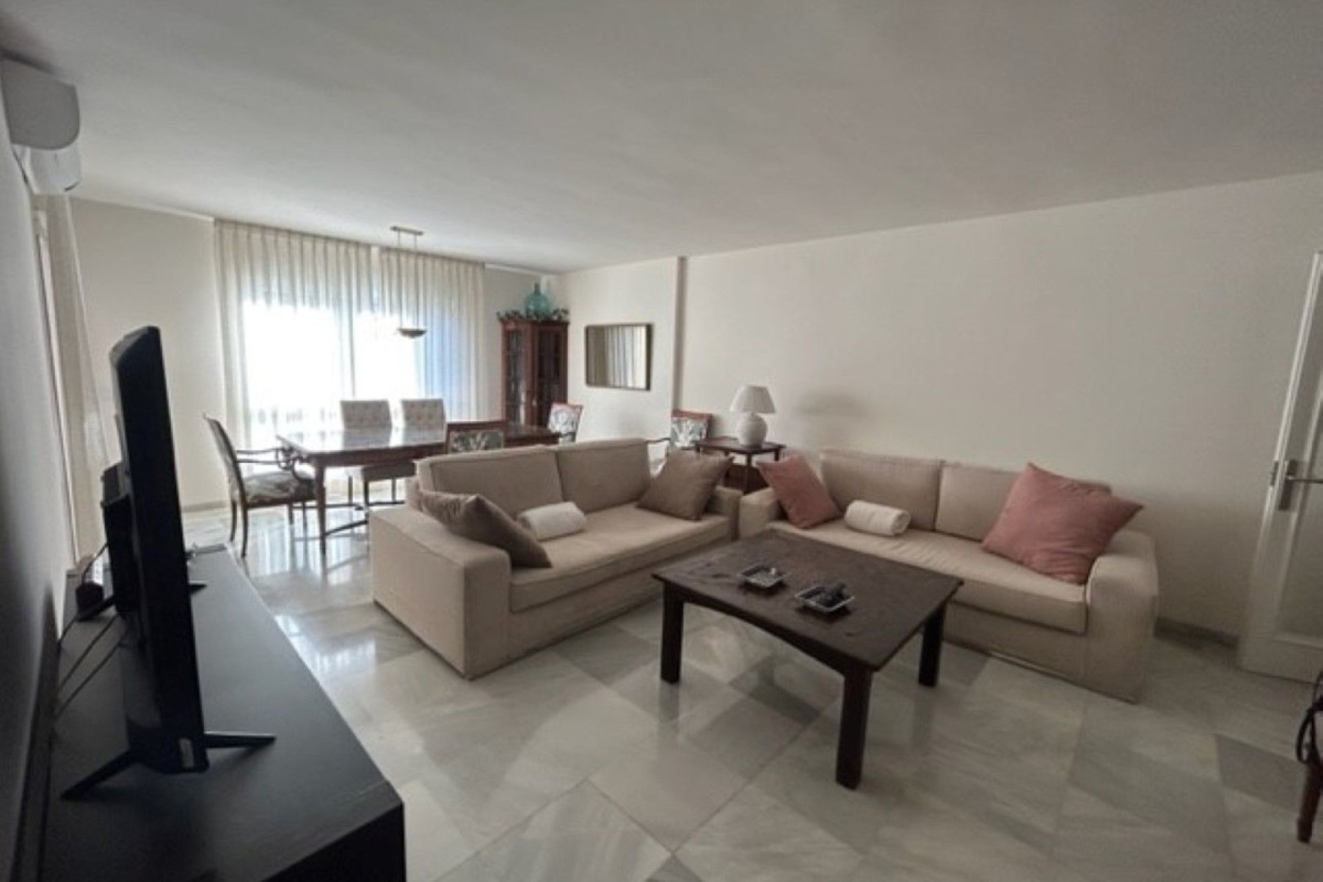 Resale - Apartment - Middle Floor Apartment - Marbella - Marbella Centro