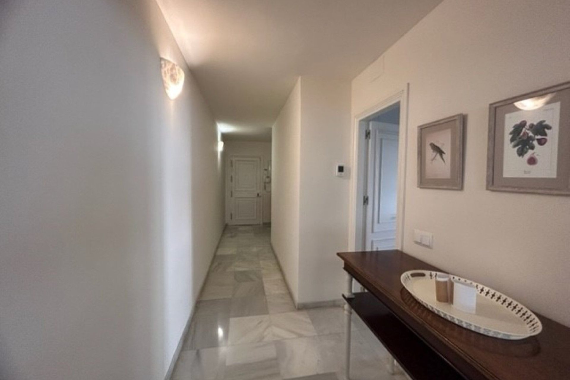 Resale - Apartment - Middle Floor Apartment - Marbella - Marbella Centro