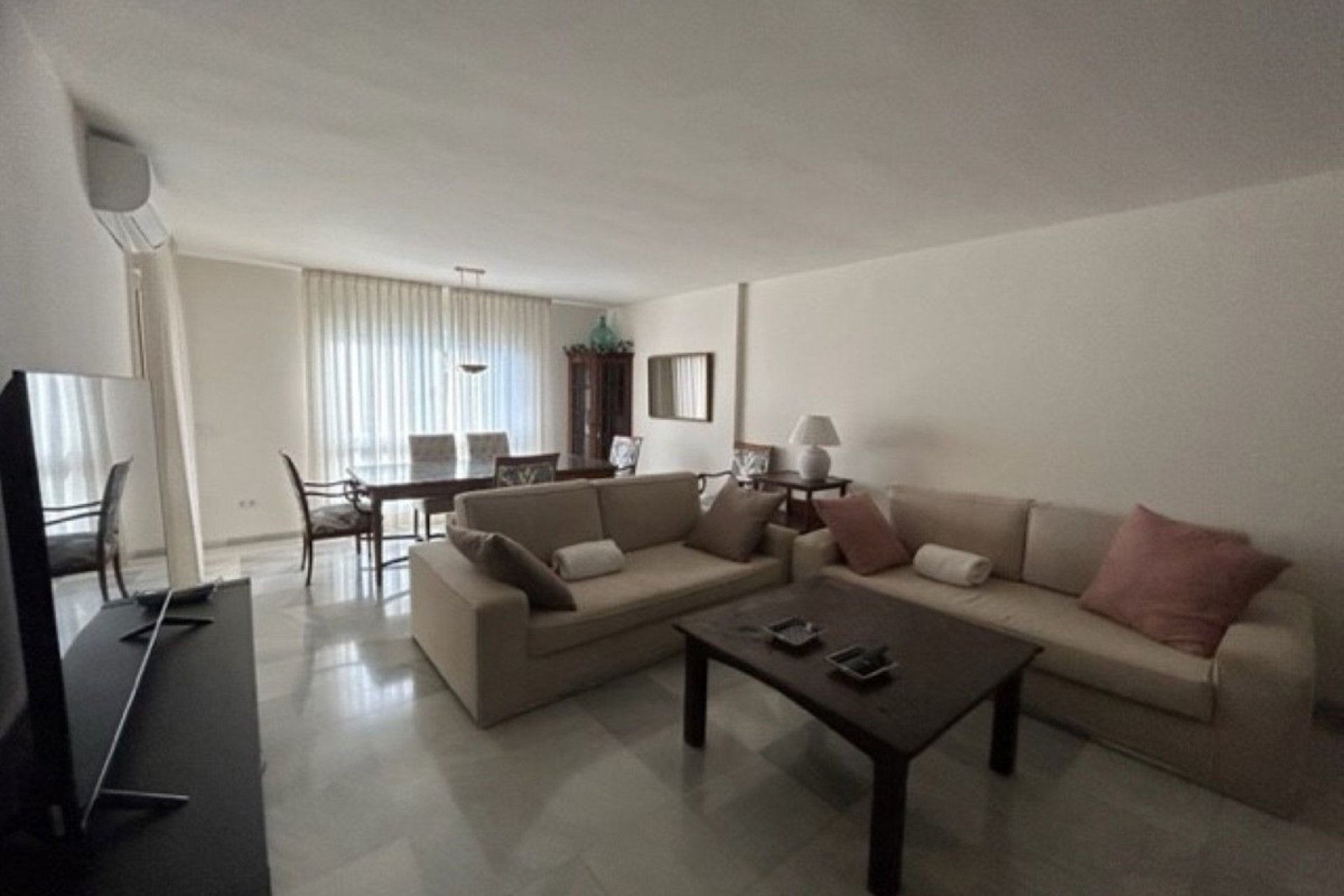 Resale - Apartment - Middle Floor Apartment - Marbella - Marbella Centro