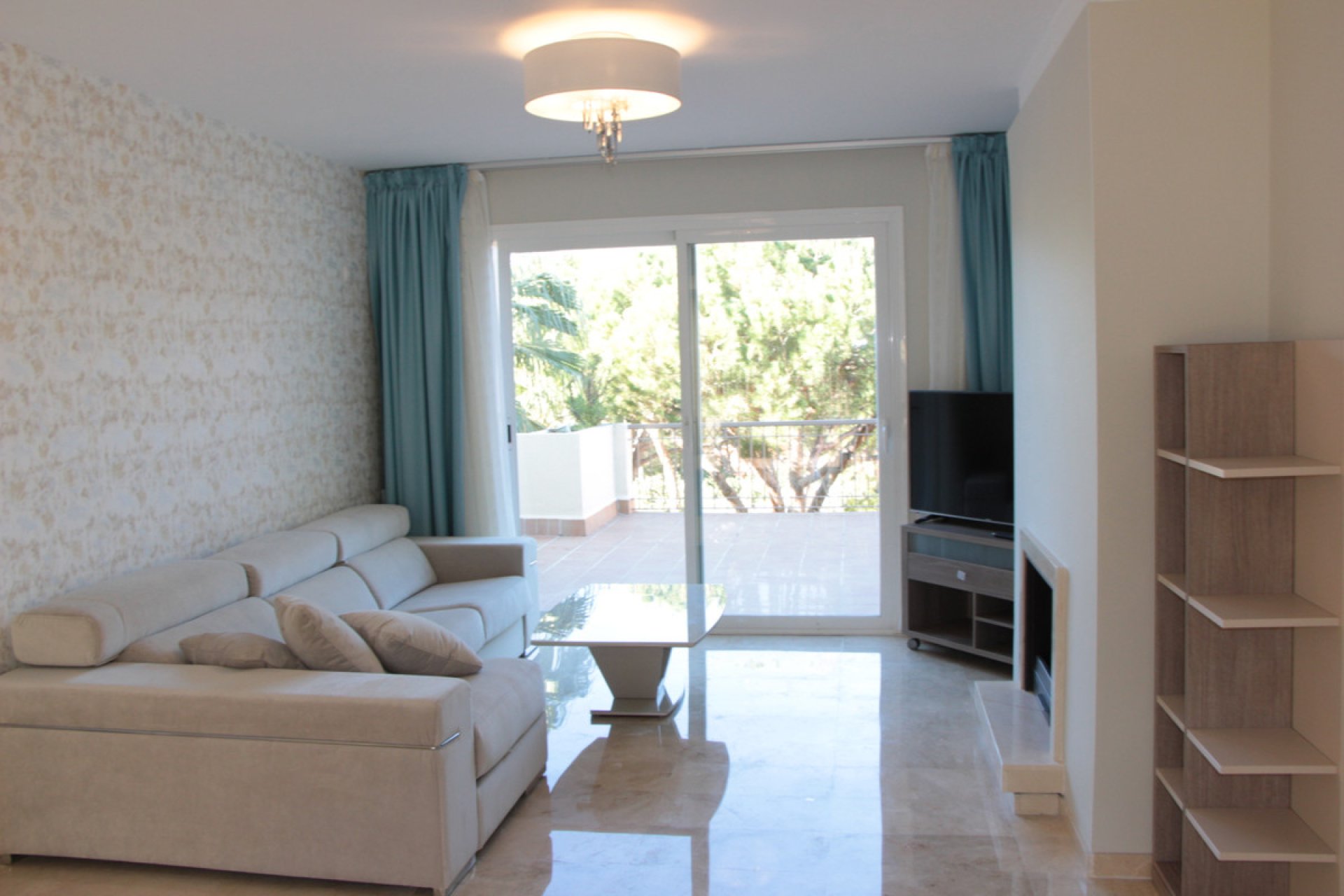 Resale - Apartment - Middle Floor Apartment - Marbella - Marbella Centro