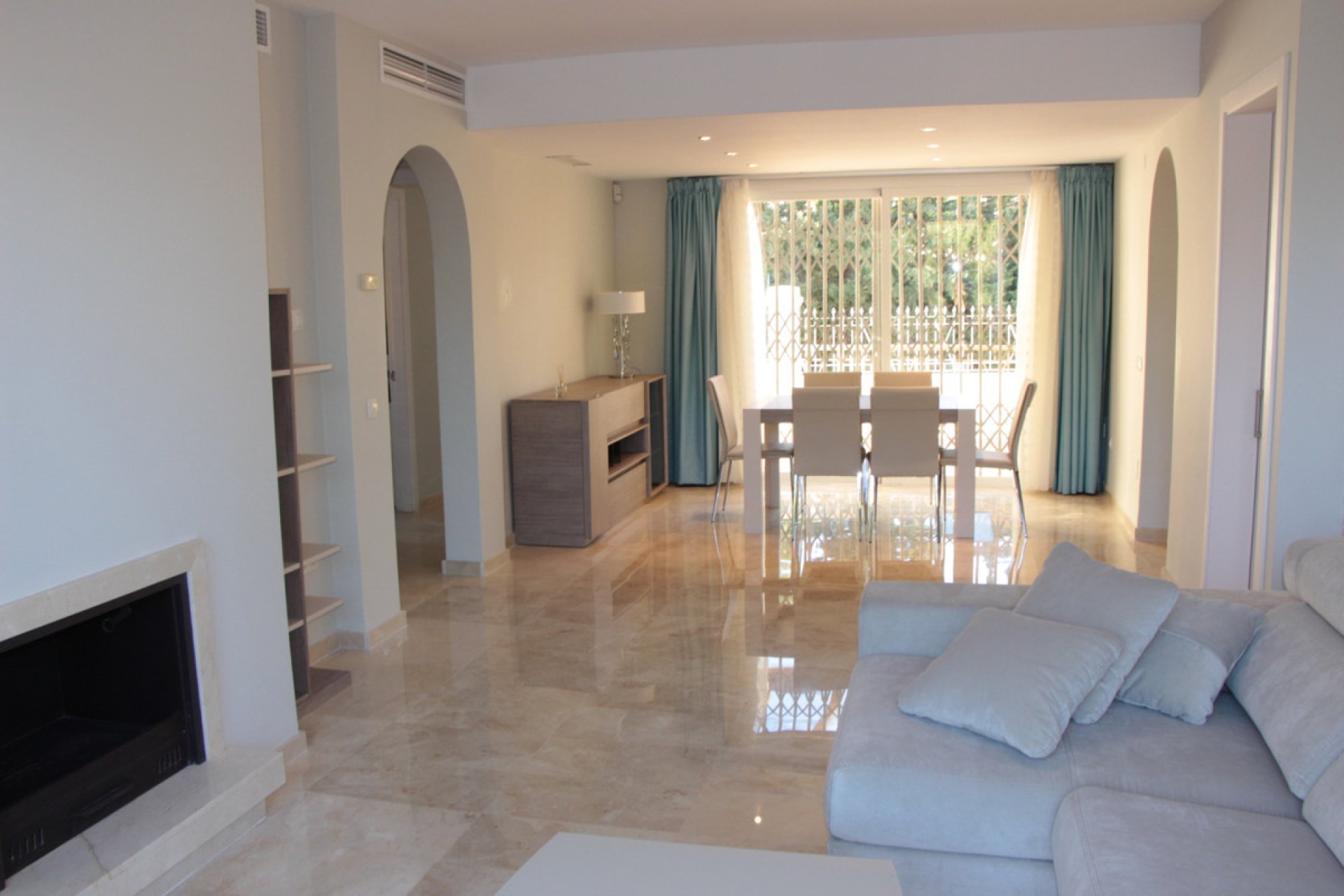 Resale - Apartment - Middle Floor Apartment - Marbella - Marbella Centro