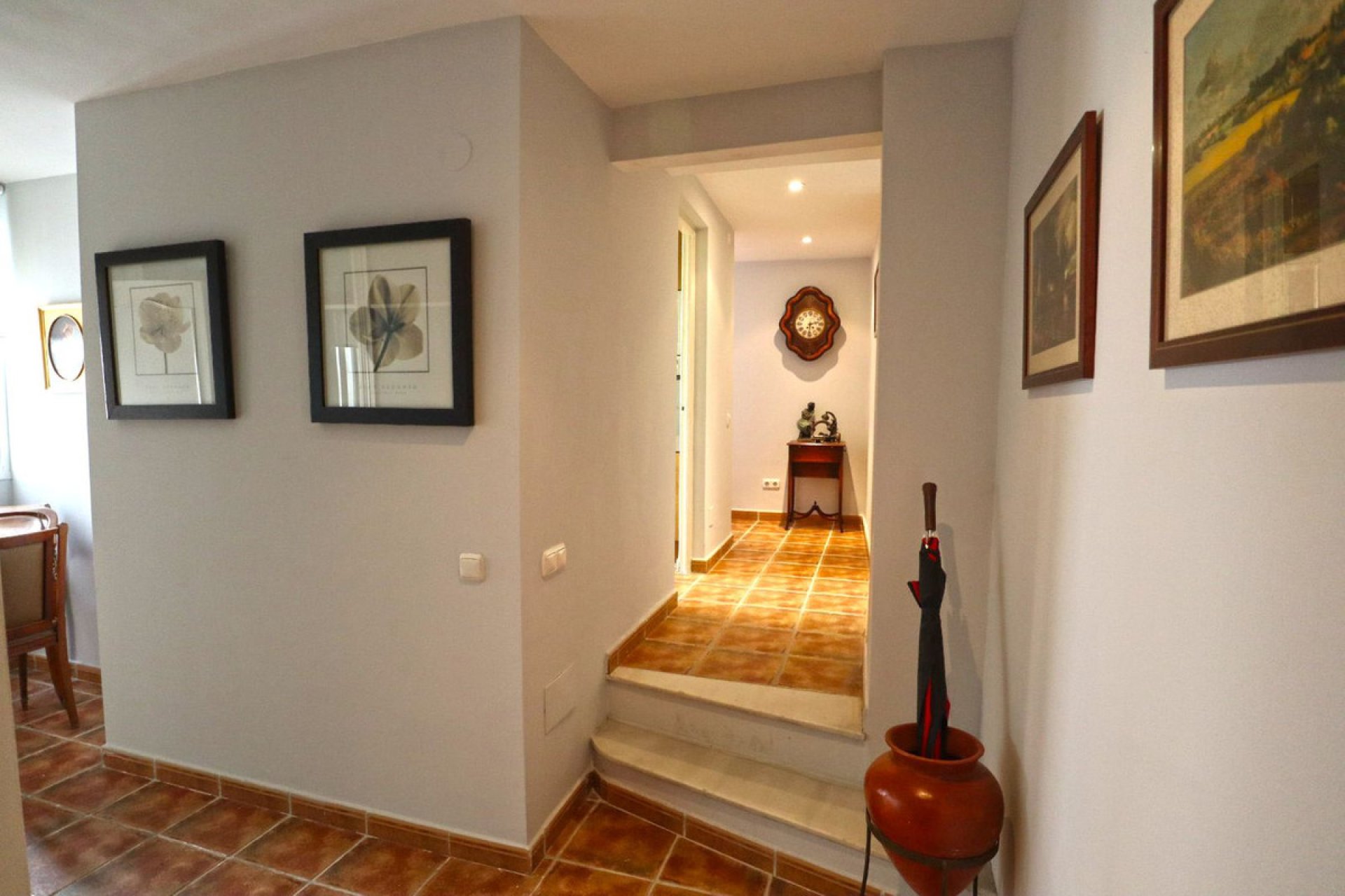 Resale - Apartment - Middle Floor Apartment - Marbella - Marbella Centro