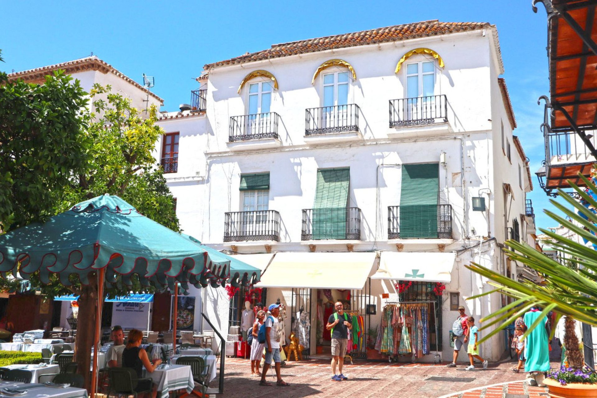 Resale - Apartment - Middle Floor Apartment - Marbella - Marbella Centro