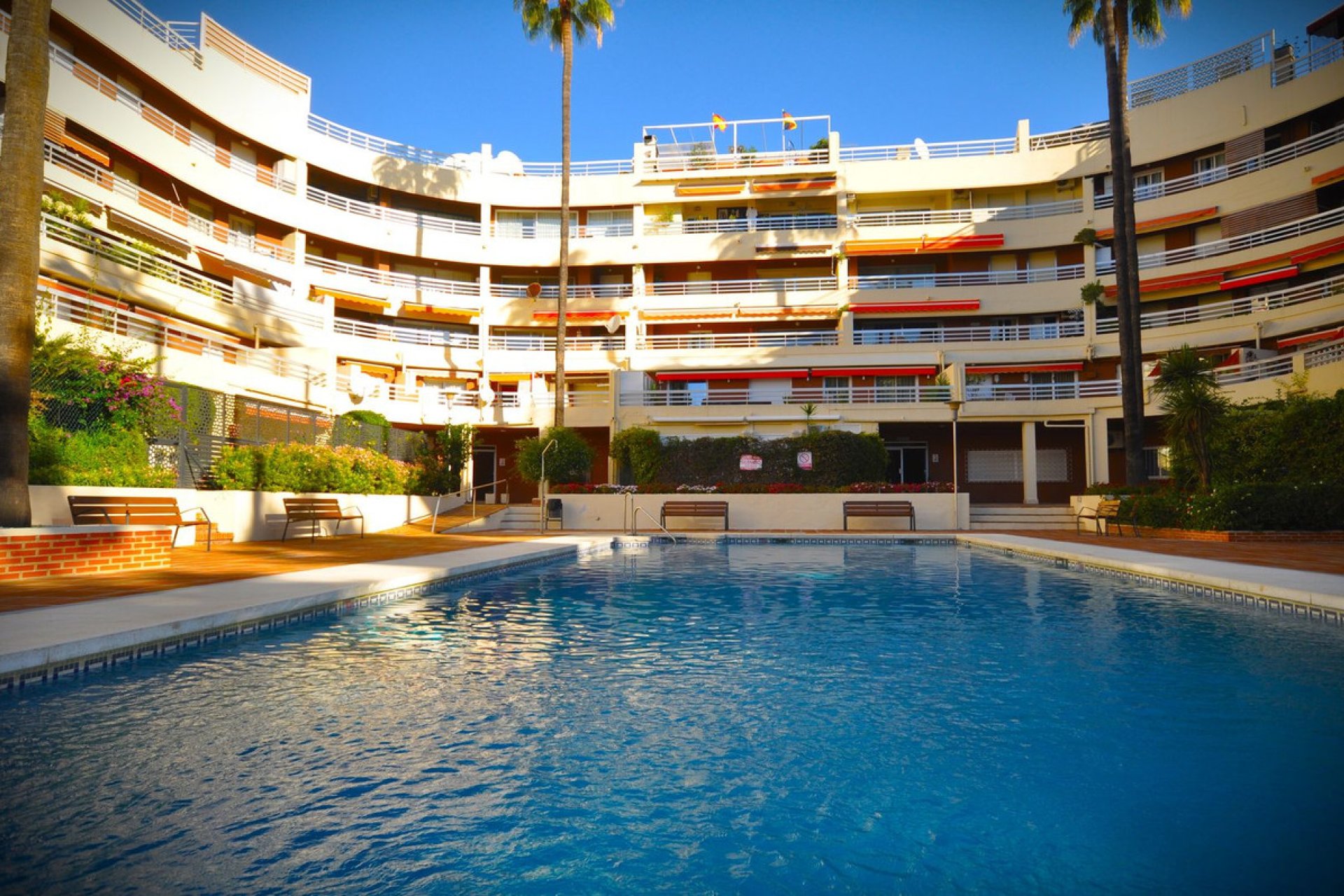 Resale - Apartment - Middle Floor Apartment - Marbella - Marbella Centro