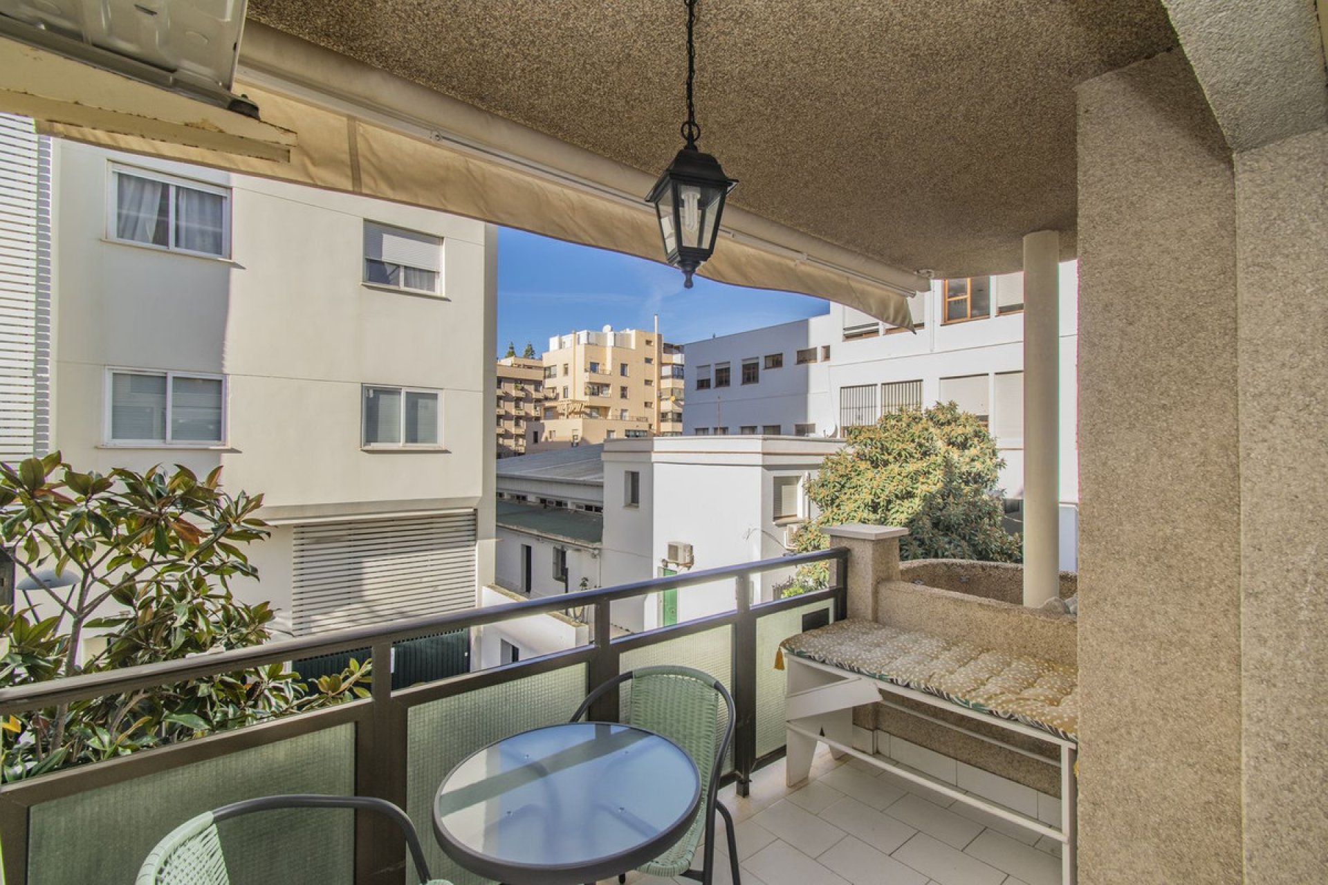 Resale - Apartment - Middle Floor Apartment - Marbella - Marbella Centro