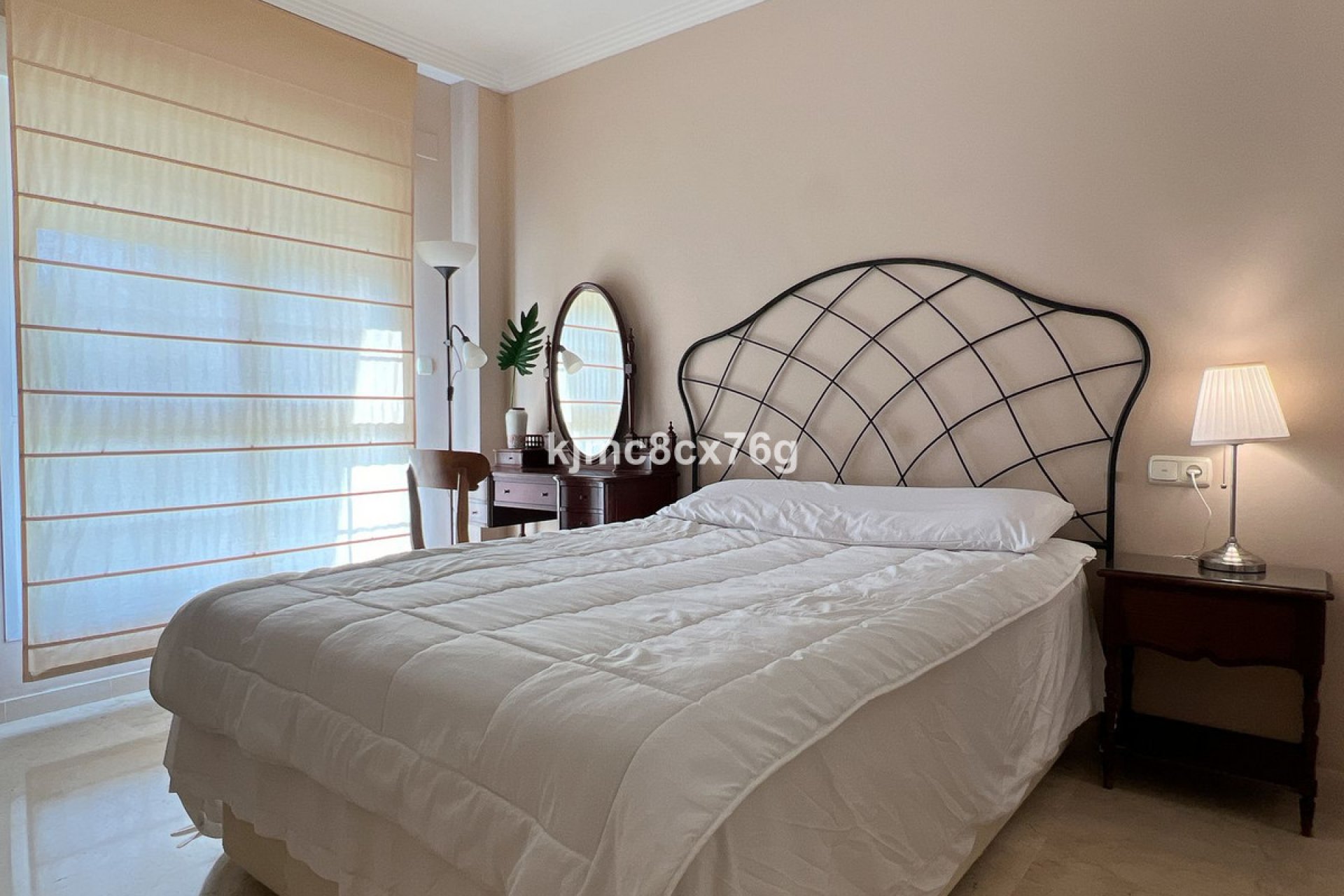 Resale - Apartment - Middle Floor Apartment - Marbella - Marbella Centro