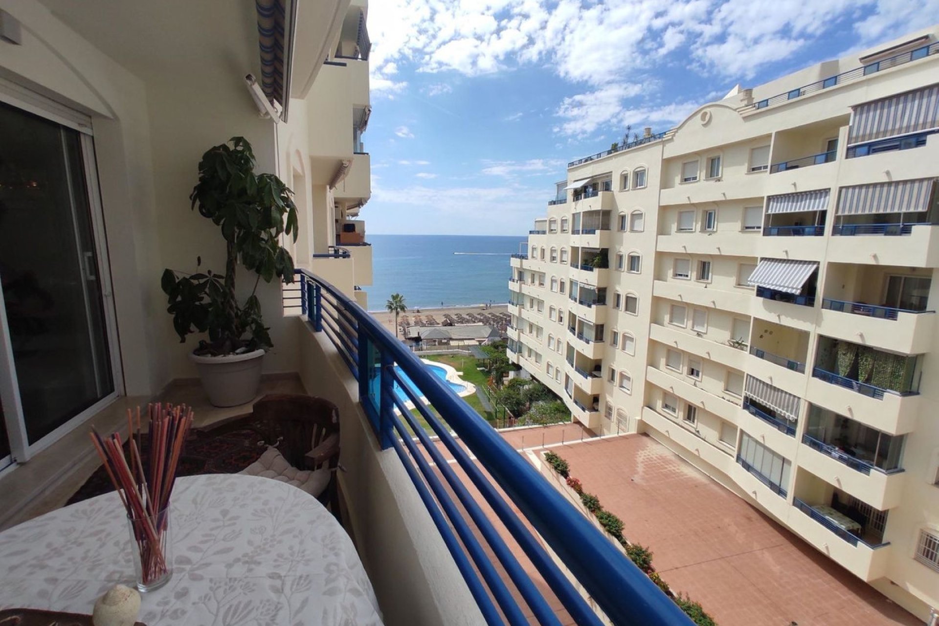 Resale - Apartment - Middle Floor Apartment - Marbella - Marbella Centro