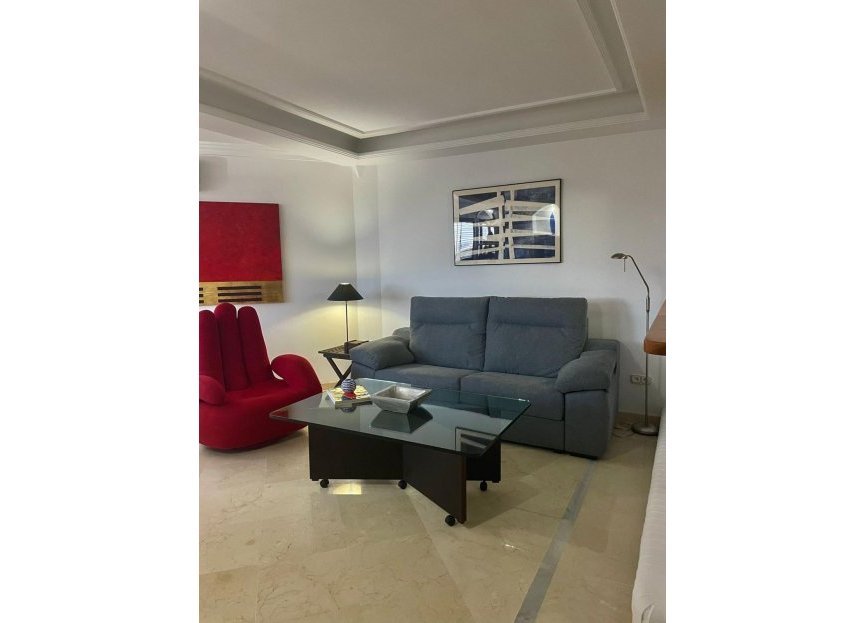 Resale - Apartment - Middle Floor Apartment - Marbella - Marbella Centro