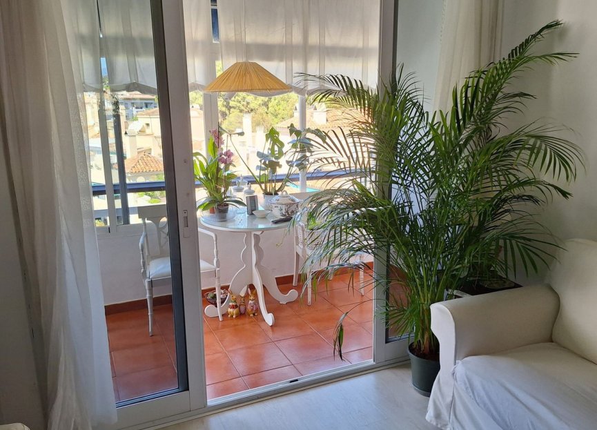 Resale - Apartment - Middle Floor Apartment - Marbella - Marbella Centro