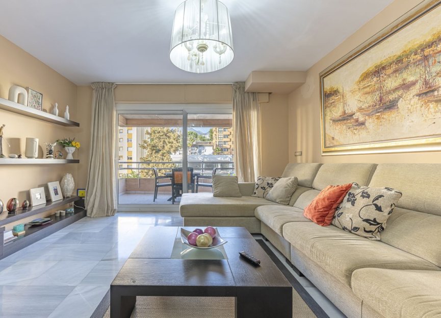 Resale - Apartment - Middle Floor Apartment - Marbella - Marbella Centro