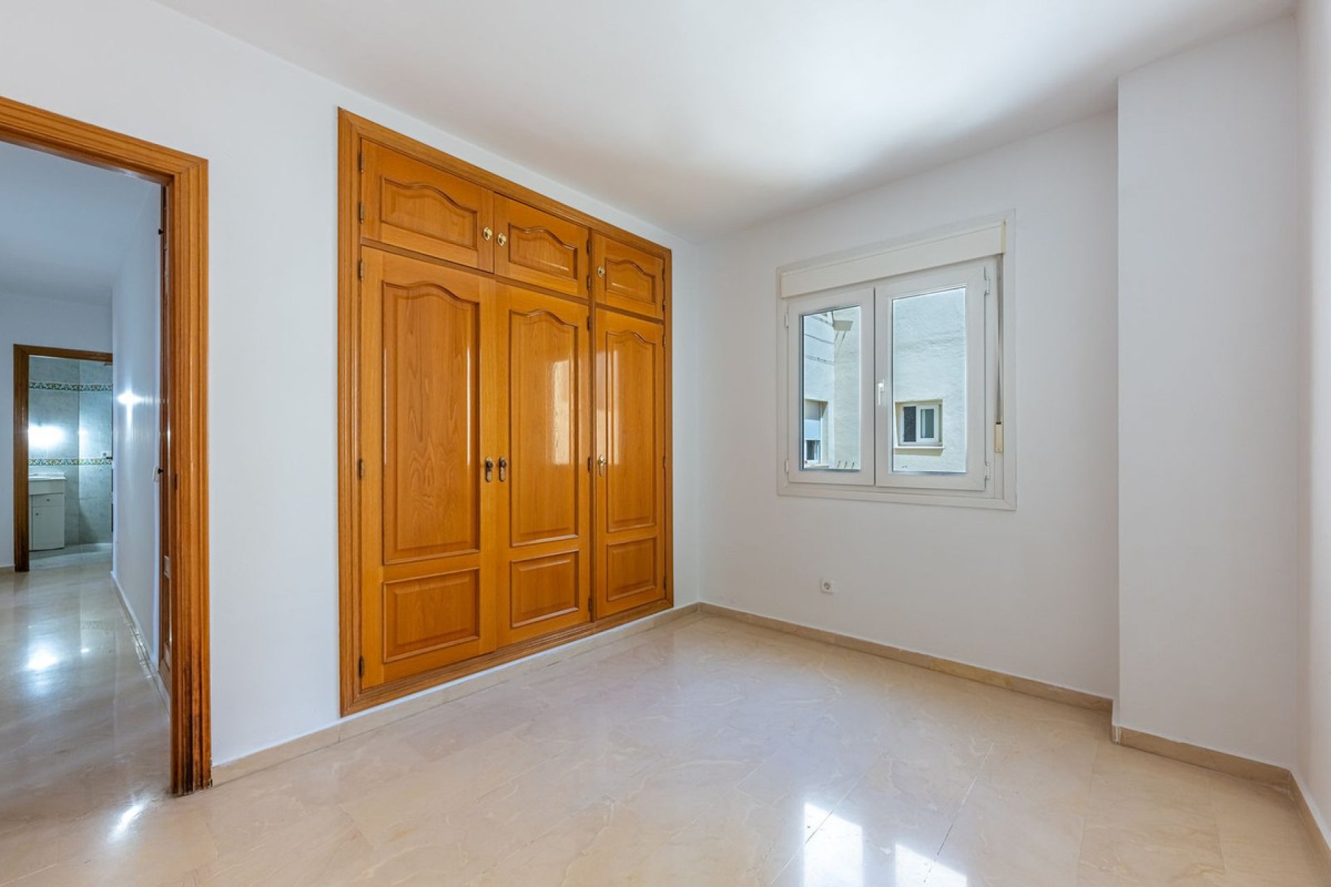 Resale - Apartment - Middle Floor Apartment - Marbella - Marbella Centro