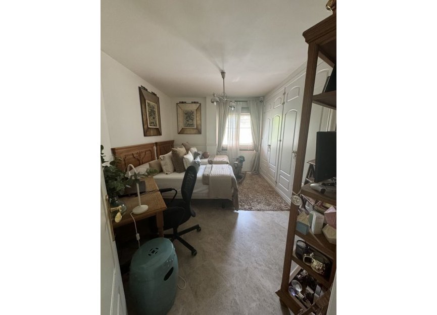 Resale - Apartment - Middle Floor Apartment - Marbella - Marbella Centro