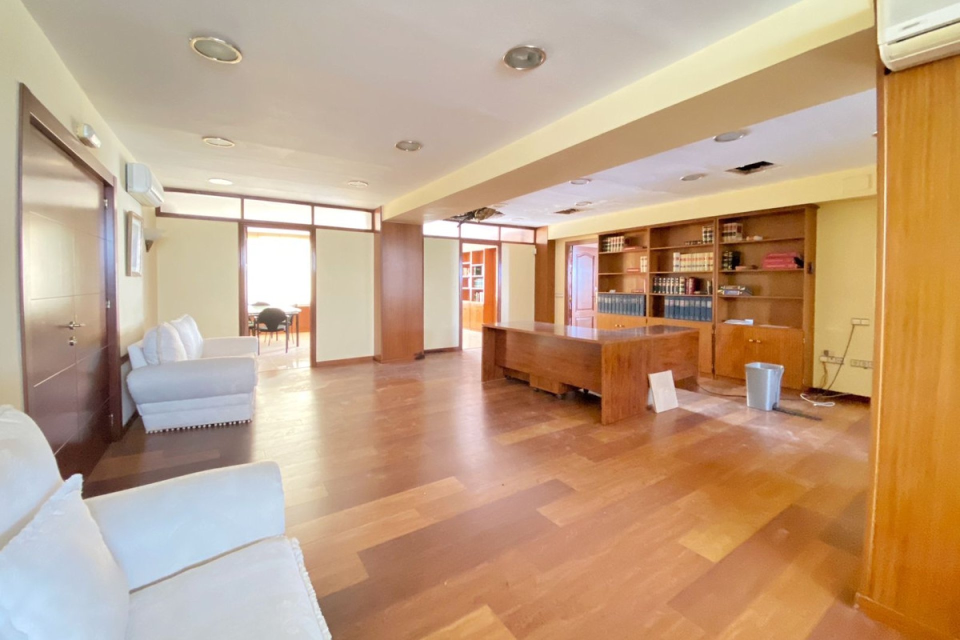 Resale - Apartment - Middle Floor Apartment - Marbella - Marbella Centro