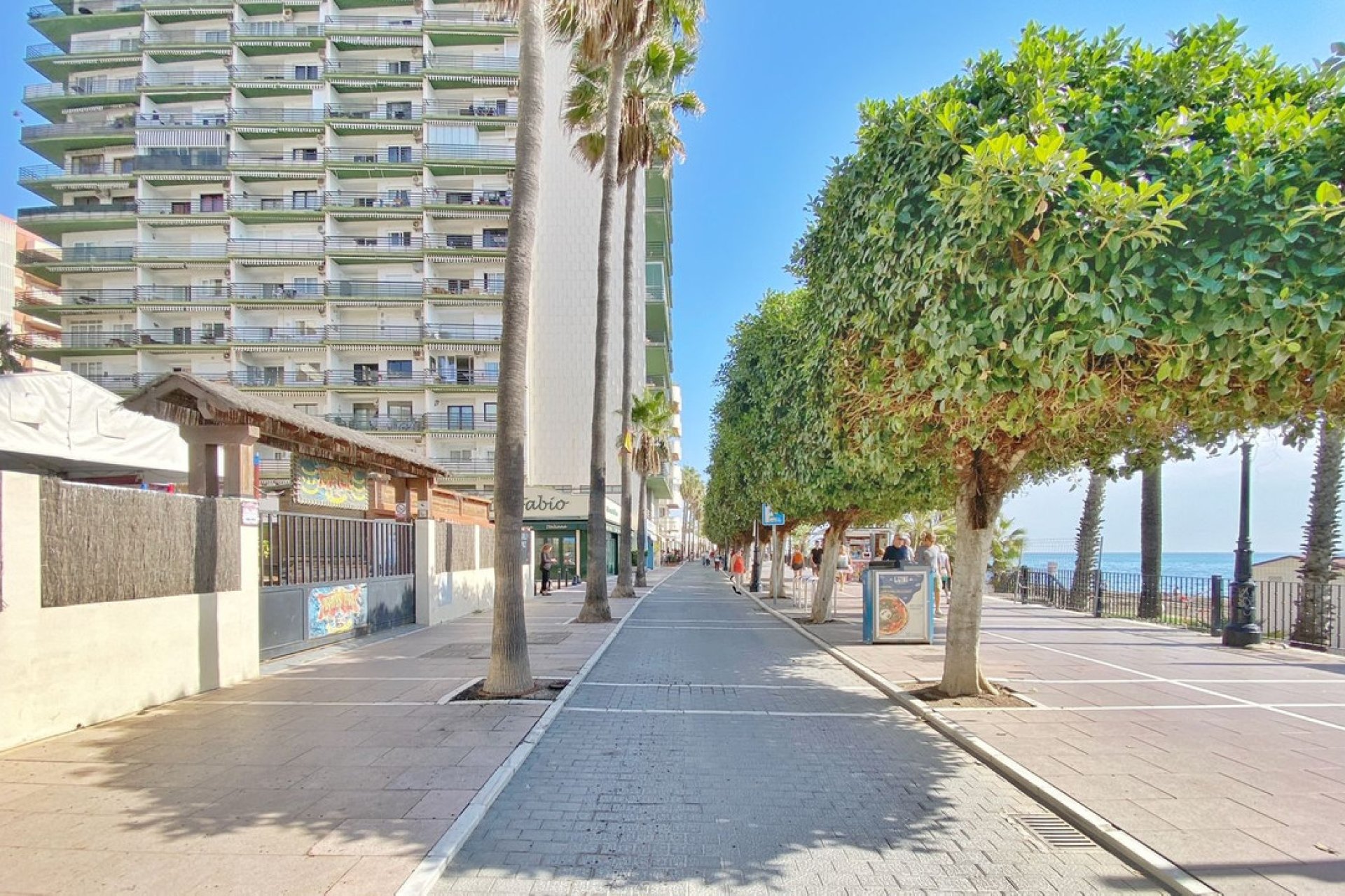 Resale - Apartment - Middle Floor Apartment - Marbella - Marbella Centro