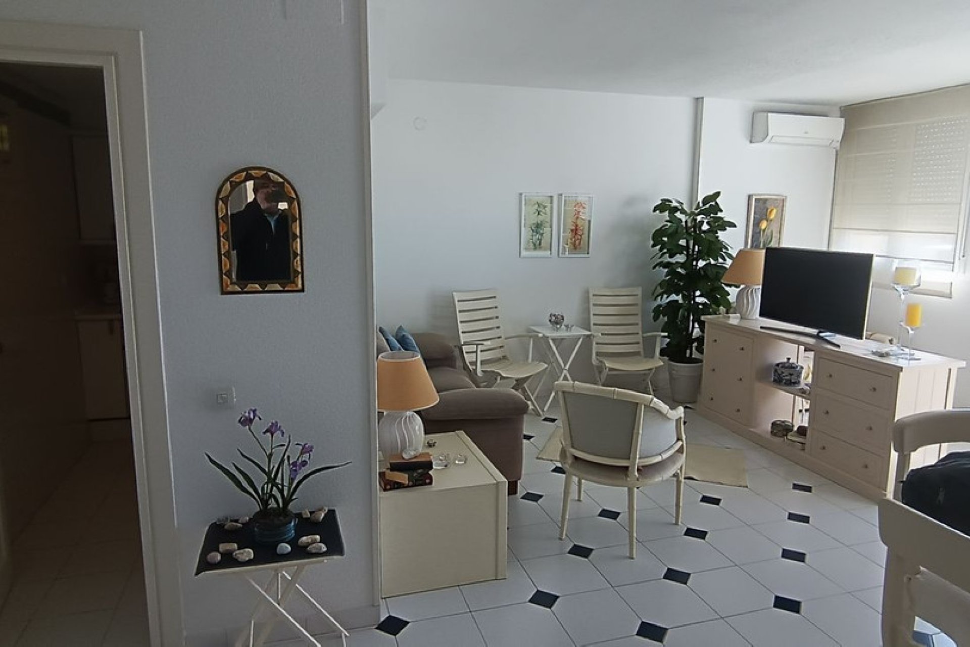 Resale - Apartment - Middle Floor Apartment - Marbella - Marbella Centro