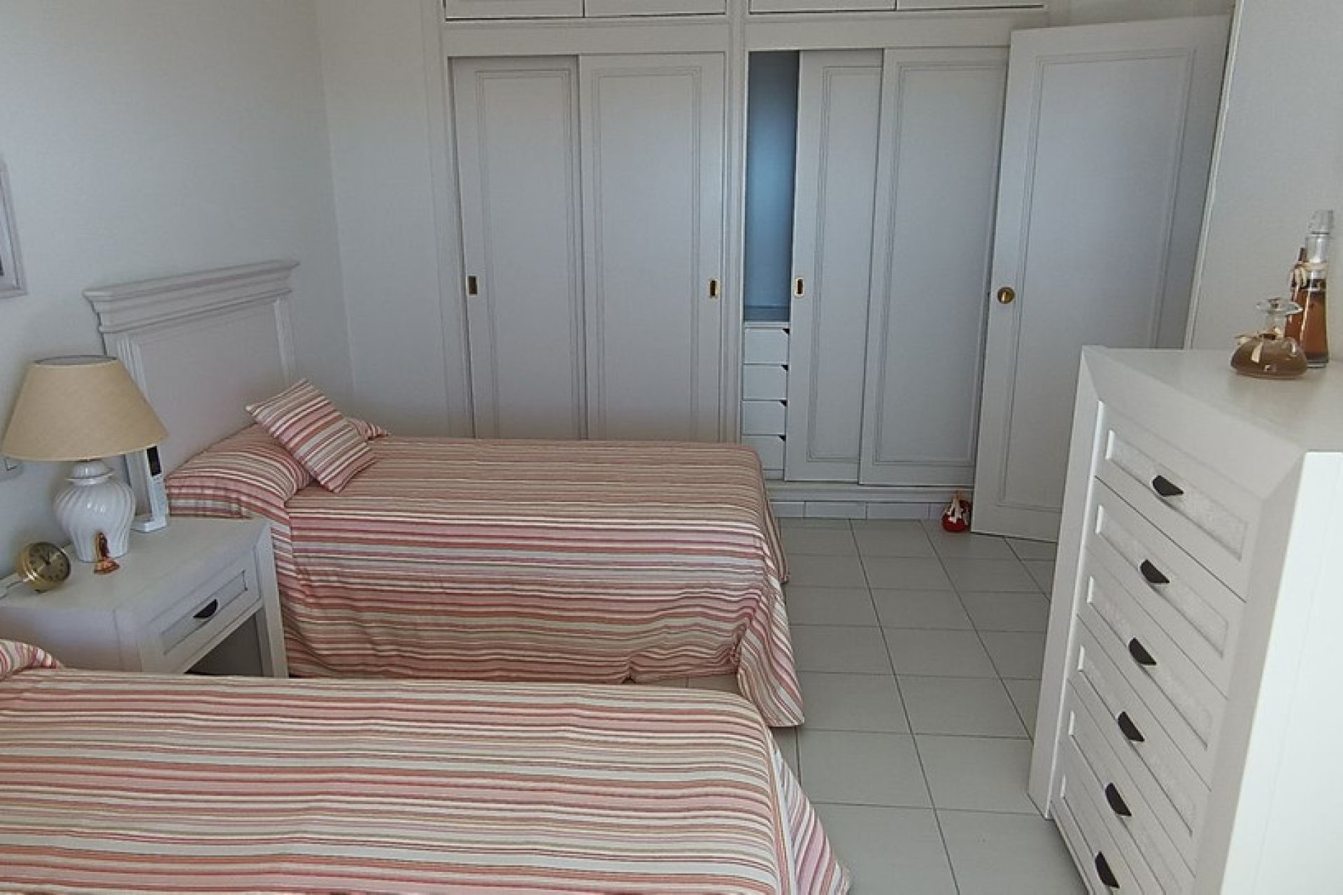 Resale - Apartment - Middle Floor Apartment - Marbella - Marbella Centro