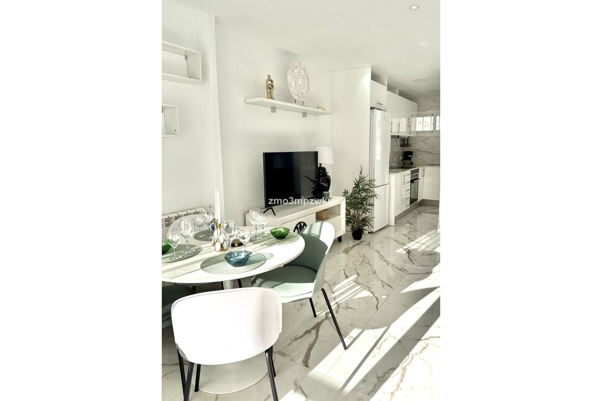 Resale - Apartment - Middle Floor Apartment - Marbella - Marbella Centro