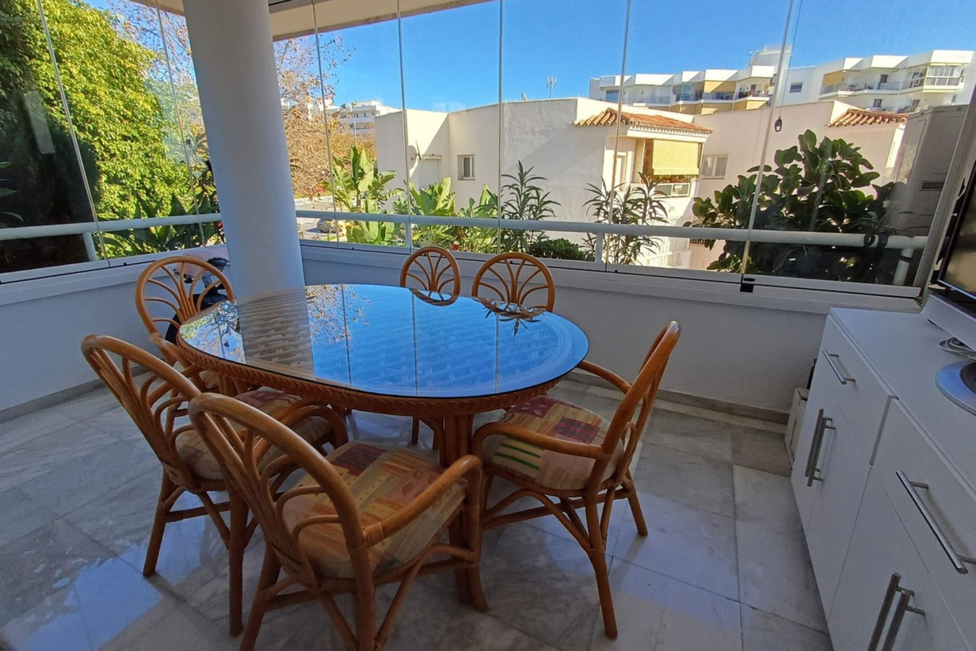 Resale - Apartment - Middle Floor Apartment - Marbella - Marbella Centro