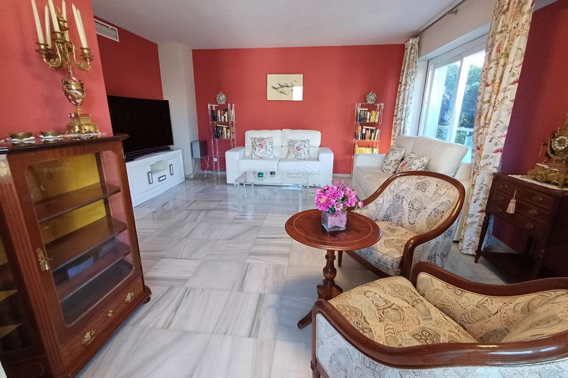 Resale - Apartment - Middle Floor Apartment - Marbella - Marbella Centro