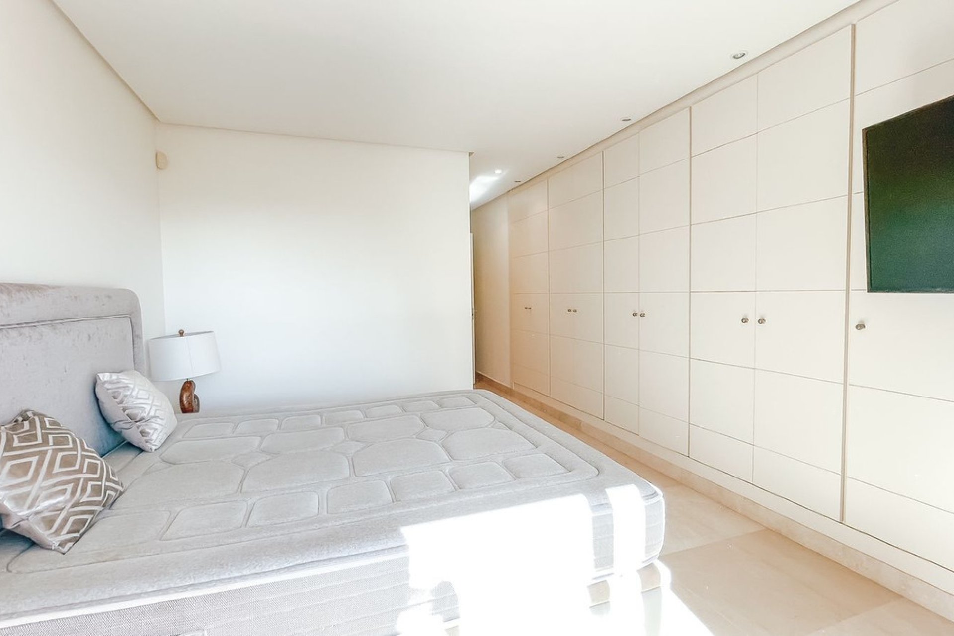 Resale - Apartment - Middle Floor Apartment - Marbella - Marbella Centro