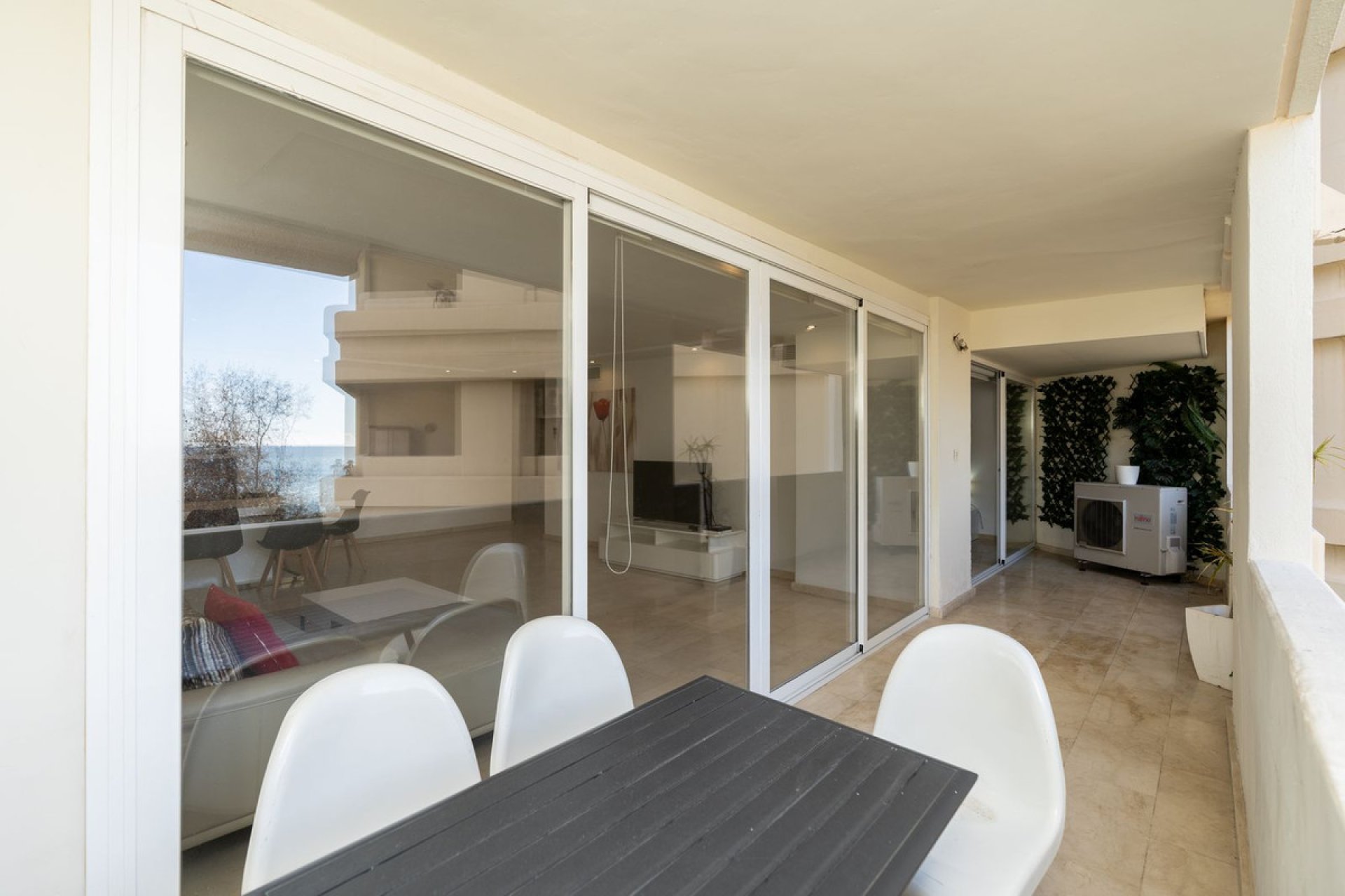 Resale - Apartment - Middle Floor Apartment - Marbella - Marbella Centro