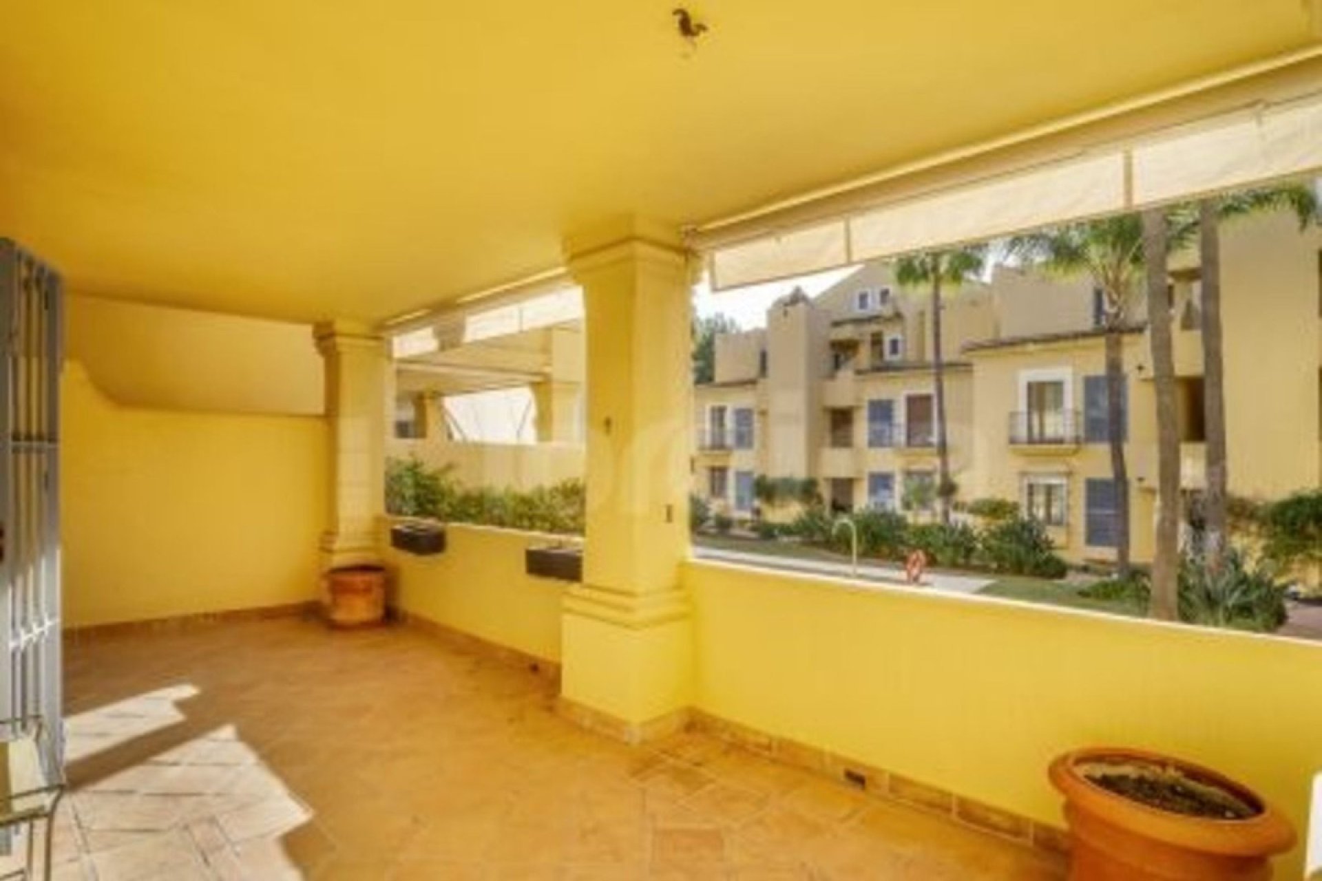 Resale - Apartment - Middle Floor Apartment - Marbella - Marbella Centro