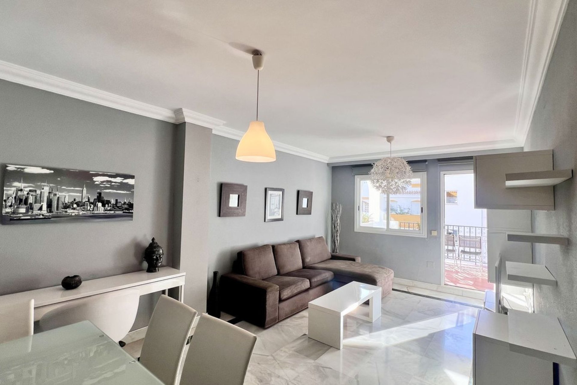 Resale - Apartment - Middle Floor Apartment - Marbella - Marbella Centro