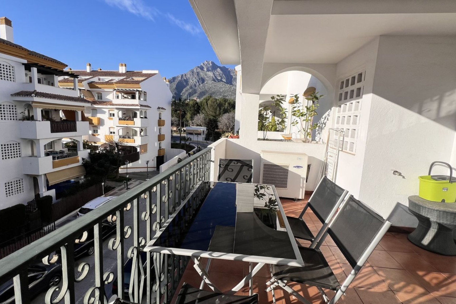 Resale - Apartment - Middle Floor Apartment - Marbella - Marbella Centro