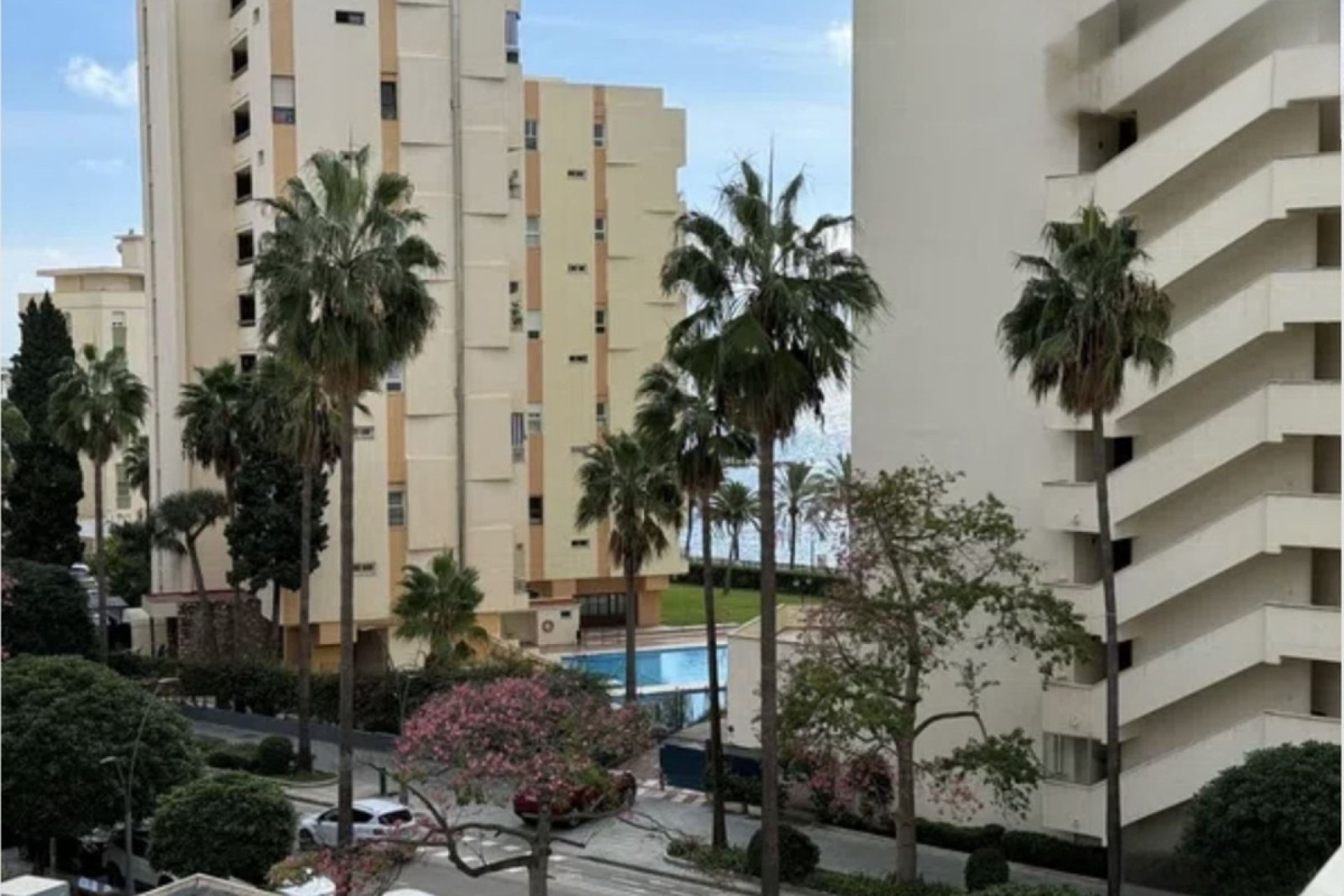 Resale - Apartment - Middle Floor Apartment - Marbella - Marbella Centro