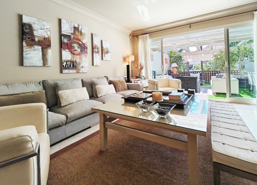 Resale - Apartment - Middle Floor Apartment - Marbella - Marbella Centro