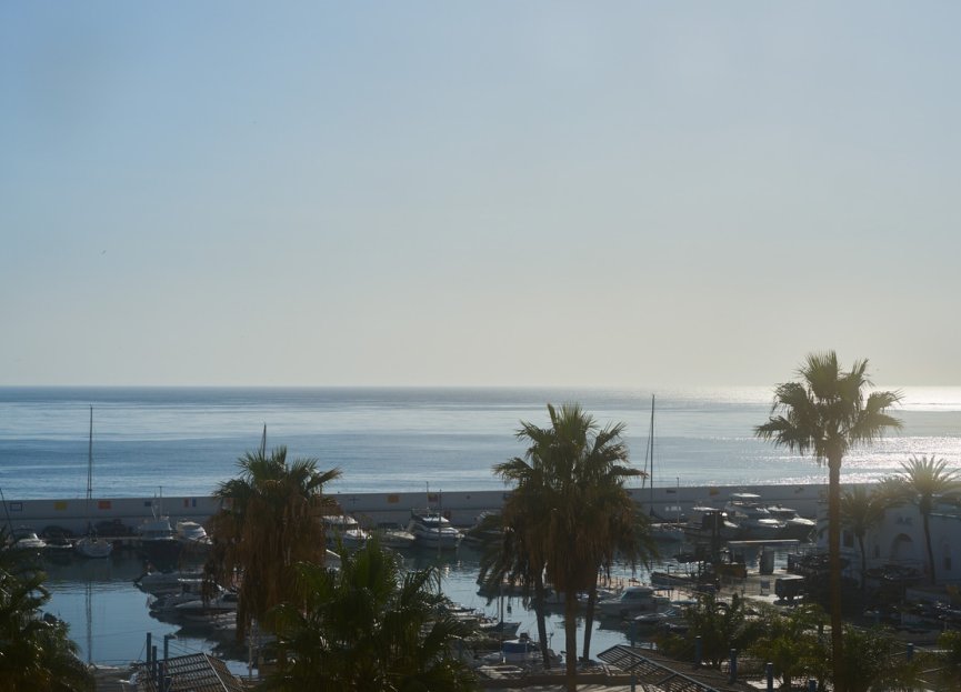 Resale - Apartment - Middle Floor Apartment - Marbella - Marbella Centro