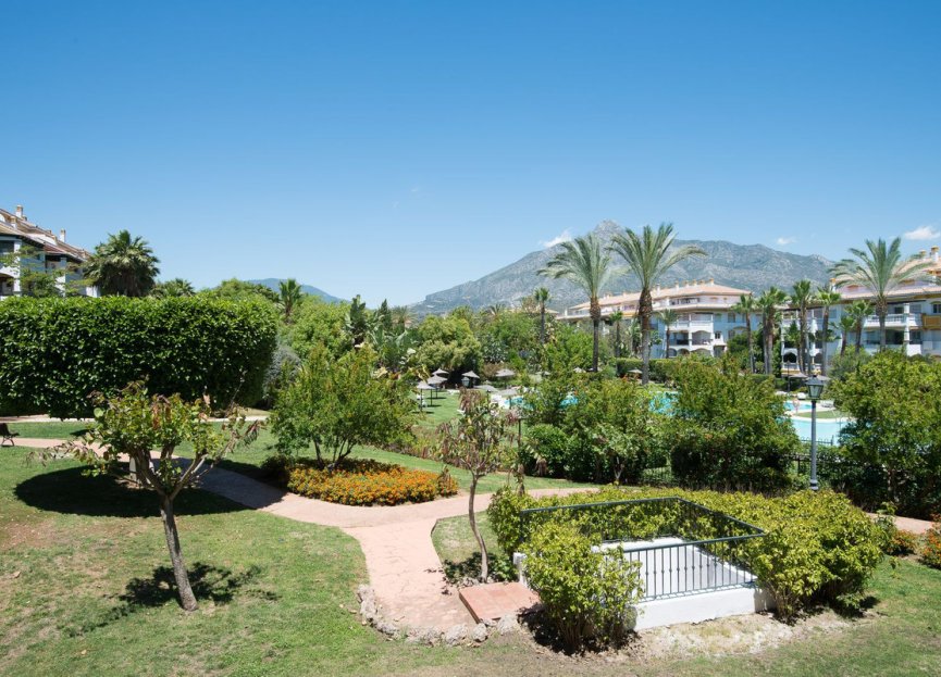 Resale - Apartment - Middle Floor Apartment - Marbella - Marbella Centro