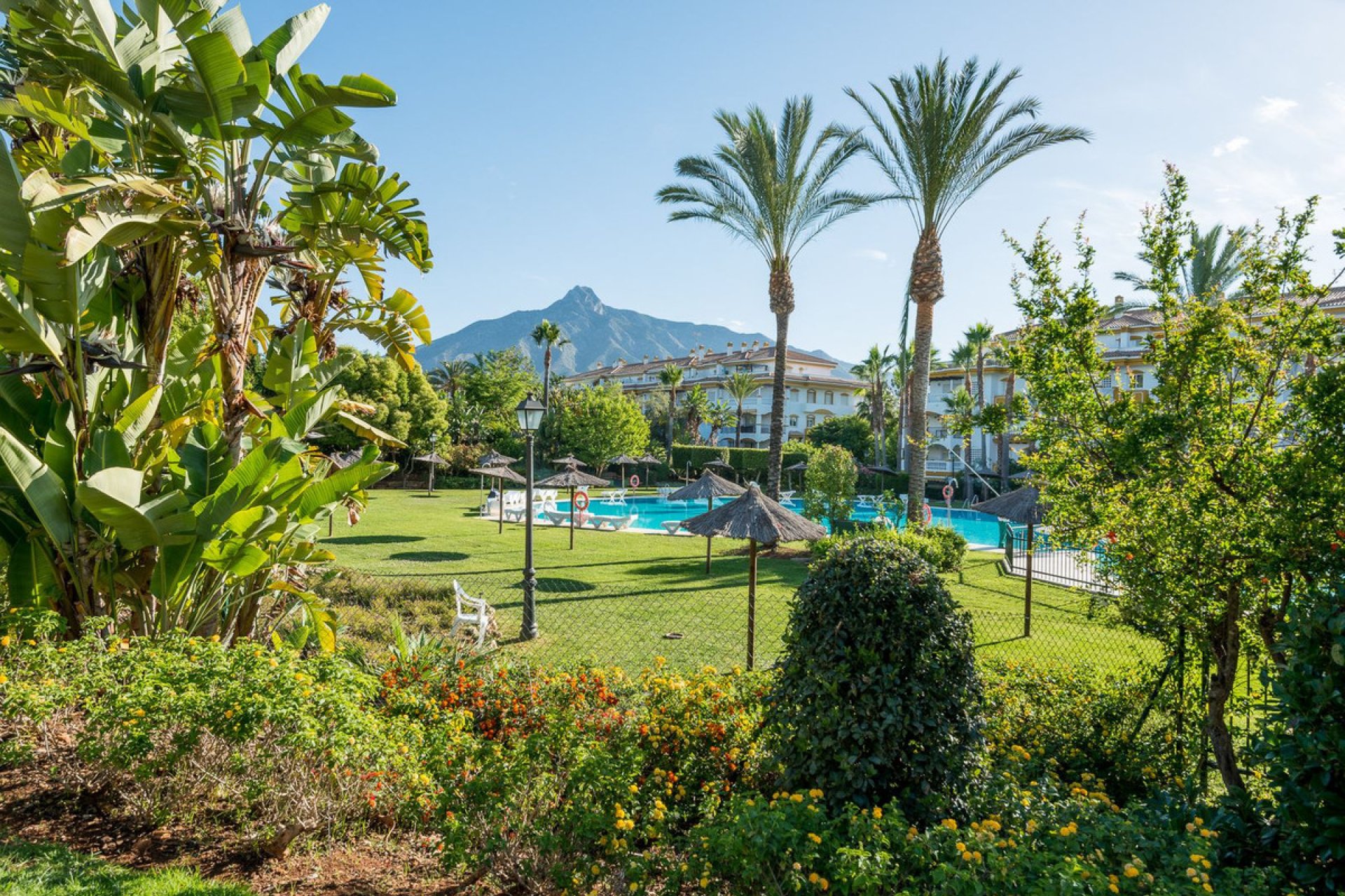 Resale - Apartment - Middle Floor Apartment - Marbella - Marbella Centro