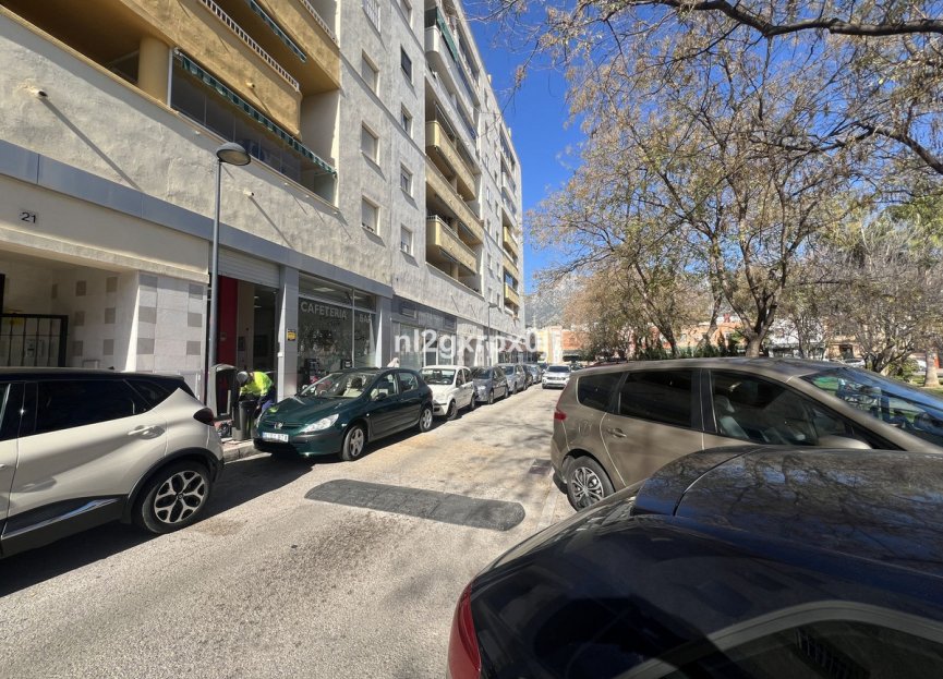 Resale - Apartment - Middle Floor Apartment - Marbella - Marbella Centro