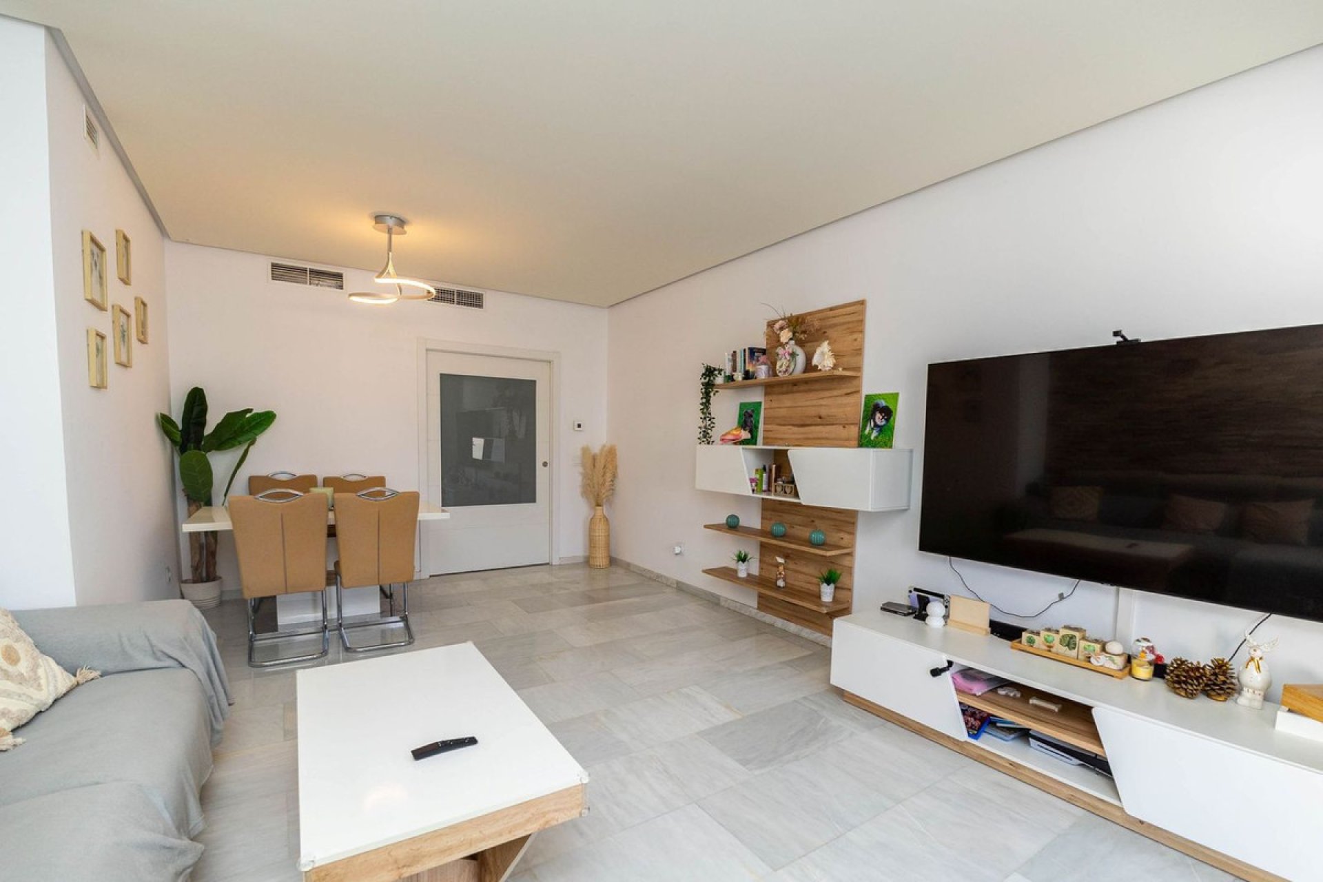 Resale - Apartment - Middle Floor Apartment - Marbella - Marbella Centro