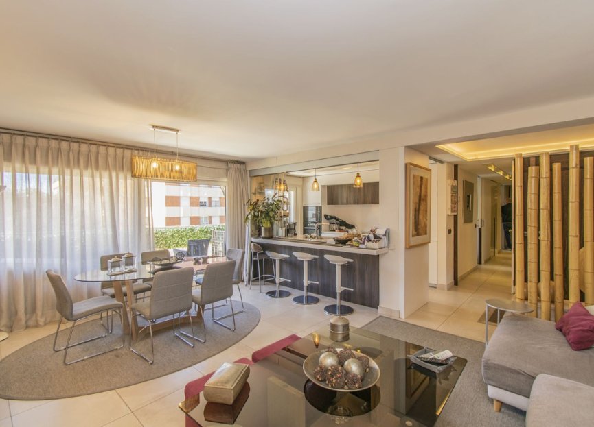 Resale - Apartment - Middle Floor Apartment - Marbella - Marbella Centro