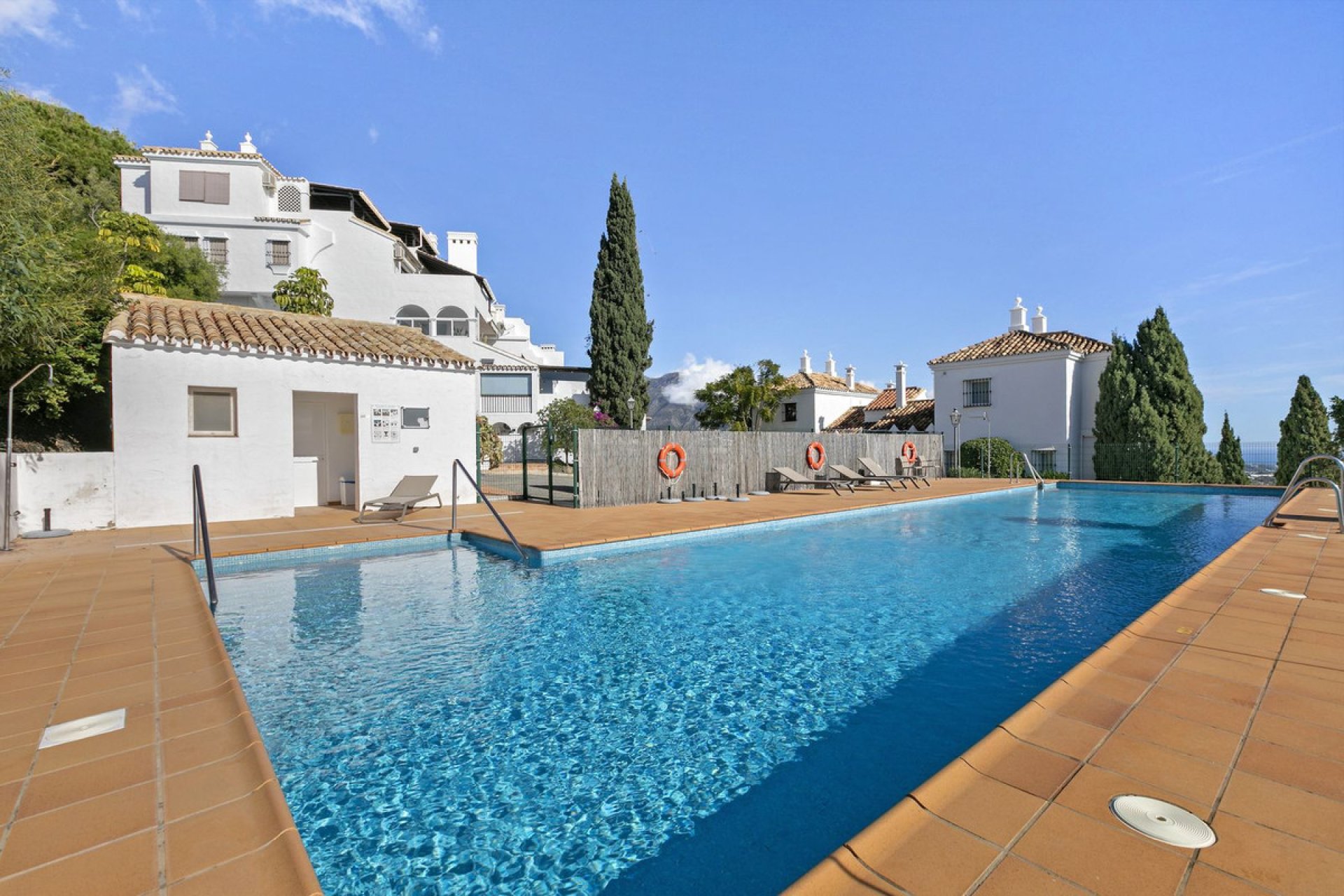 Resale - Apartment - Middle Floor Apartment - Marbella - Marbella Centro